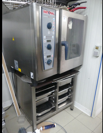 Four vapeur au gaz sur support Rational Compimaster Plus - Пищевое оборудование: фото 1 Four vapeur au gaz sur support Rational Compimaster Plus - Пищевое оборудование: фото 1