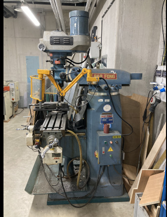 Fraiseuse - Сверлильный станок: фото 3 Fraiseuse - Сверлильный станок: фото 3