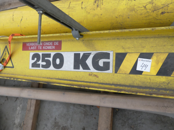 Potence de levage sur colonne Konecranes XN5 - Козловой кран: фото 2 Potence de levage sur colonne Konecranes XN5 - Козловой кран: фото 2