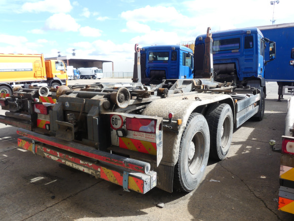 REF:1309 - Camion porte-container MAN 28S (2009-572.532 km) - Крюковой мультилифт: фото 3 REF:1309 - Camion porte-container MAN 28S (2009-572.532 km) - Крюковой мультилифт: фото 3