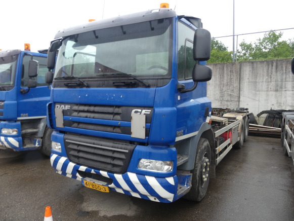 REF:41-BDD-3 - Camion porte container DAF FAS CF 85 (2013-417.489 km) - Грузовик-контейнеровоз/ Сменный кузов: фото 1 REF:41-BDD-3 - Camion porte container DAF FAS CF 85 (2013-417.489 km) - Грузовик-контейнеровоз/ Сменный кузов: фото 1