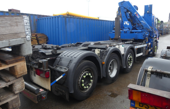 REF:BZ-RD-89 - Camion porte container avec grue Scania P360 B 8X2/*6 (2011-759.907 km) - Грузовик-контейнеровоз/ Сменный кузов: фото 3 REF:BZ-RD-89 - Camion porte container avec grue Scania P360 B 8X2/*6 (2011-759.907 km) - Грузовик-контейнеровоз/ Сменный кузов: фото 3