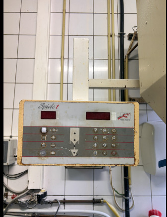 Trémie passeuse avec commande électrique Spiromatic Spido1 - Хлебопекарное оборудование: фото 2 Trémie passeuse avec commande électrique Spiromatic Spido1 - Хлебопекарное оборудование: фото 2