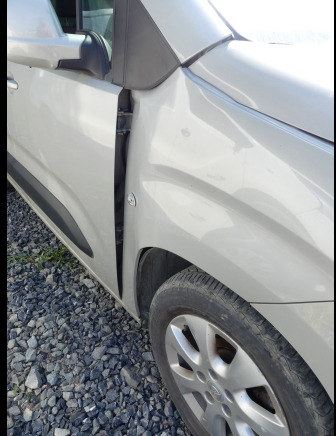 Voiture Opel Combo LIFE (2020-164.299 km-VIN:WOVECYHYLJ618520) - Грузопассажирский фургон: фото 3 Voiture Opel Combo LIFE (2020-164.299 km-VIN:WOVECYHYLJ618520) - Грузопассажирский фургон: фото 3
