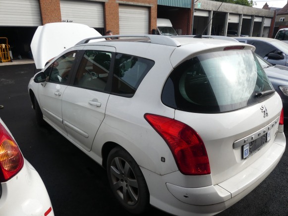 Voiture Peugeot 308 (2010-184.813 km) - Легковой автомобиль: фото 4 Voiture Peugeot 308 (2010-184.813 km) - Легковой автомобиль: фото 4