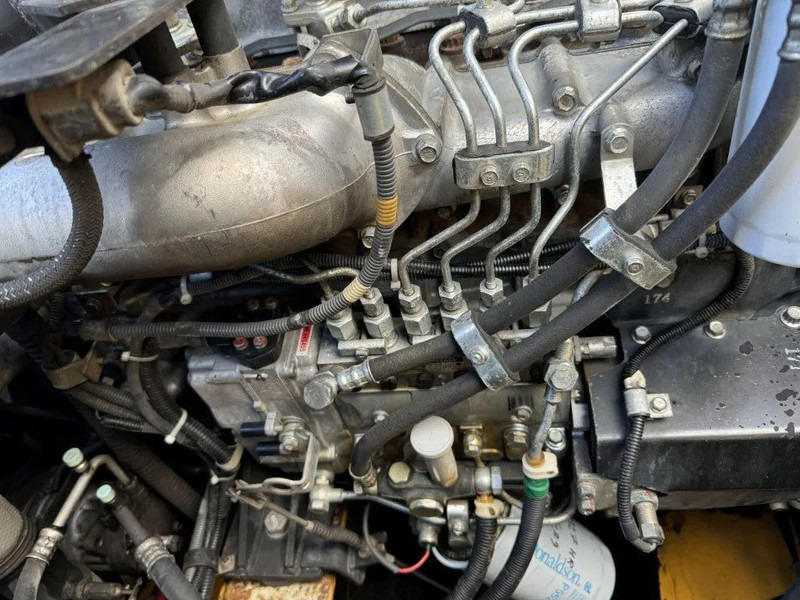 Гусеничный экскаватор Kato HD 1430 III-LC MITSUBISHI ENGINE 9680 HR FIRST OWNER !!: фото 14