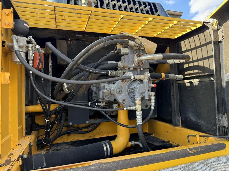 Гусеничный экскаватор Kato HD 1430 III-LC MITSUBISHI ENGINE 9680 HR FIRST OWNER !!: фото 11