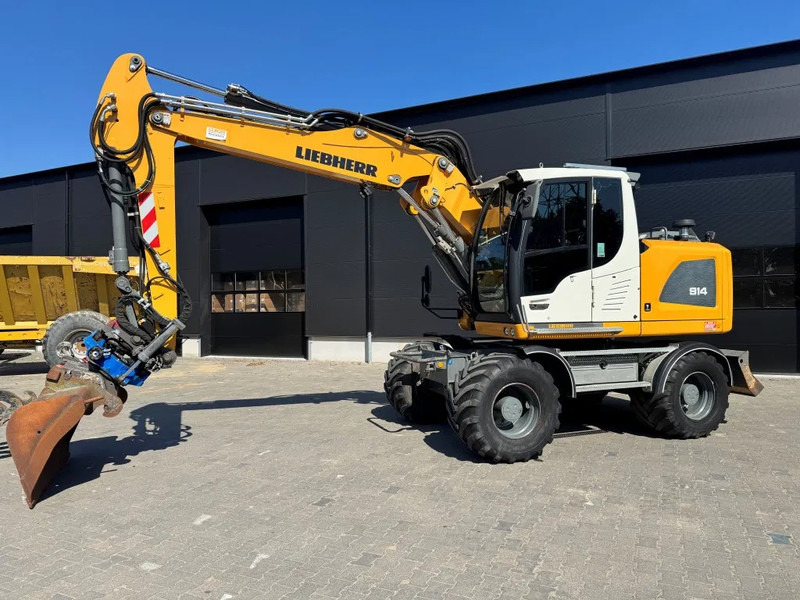 Liebherr A914 2018 8950 uur NL Machine - Колёсный экскаватор: фото 2 Liebherr A914 2018 8950 uur NL Machine - Колёсный экскаватор: фото 2