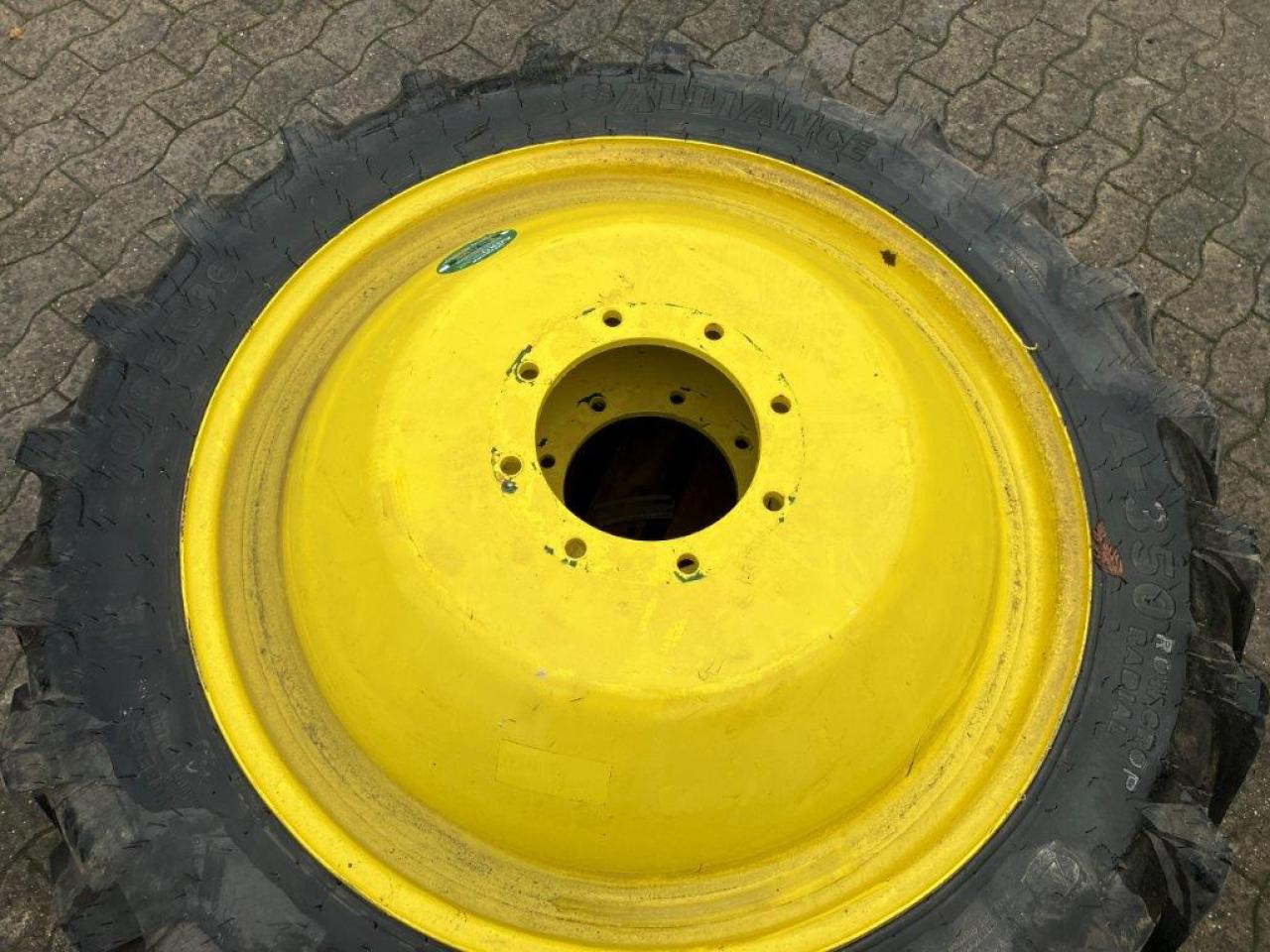 Alliance 270/95R36 - Шина для Сельскохозяйственной техники: фото 4 Alliance 270/95R36 - Шина для Сельскохозяйственной техники: фото 4