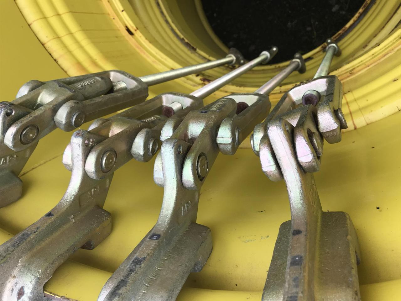 Bohnenkamp 18x34 Zwillingsfelgen - Шина для Сельскохозяйственной техники: фото 1 Bohnenkamp 18x34 Zwillingsfelgen - Шина для Сельскохозяйственной техники: фото 1