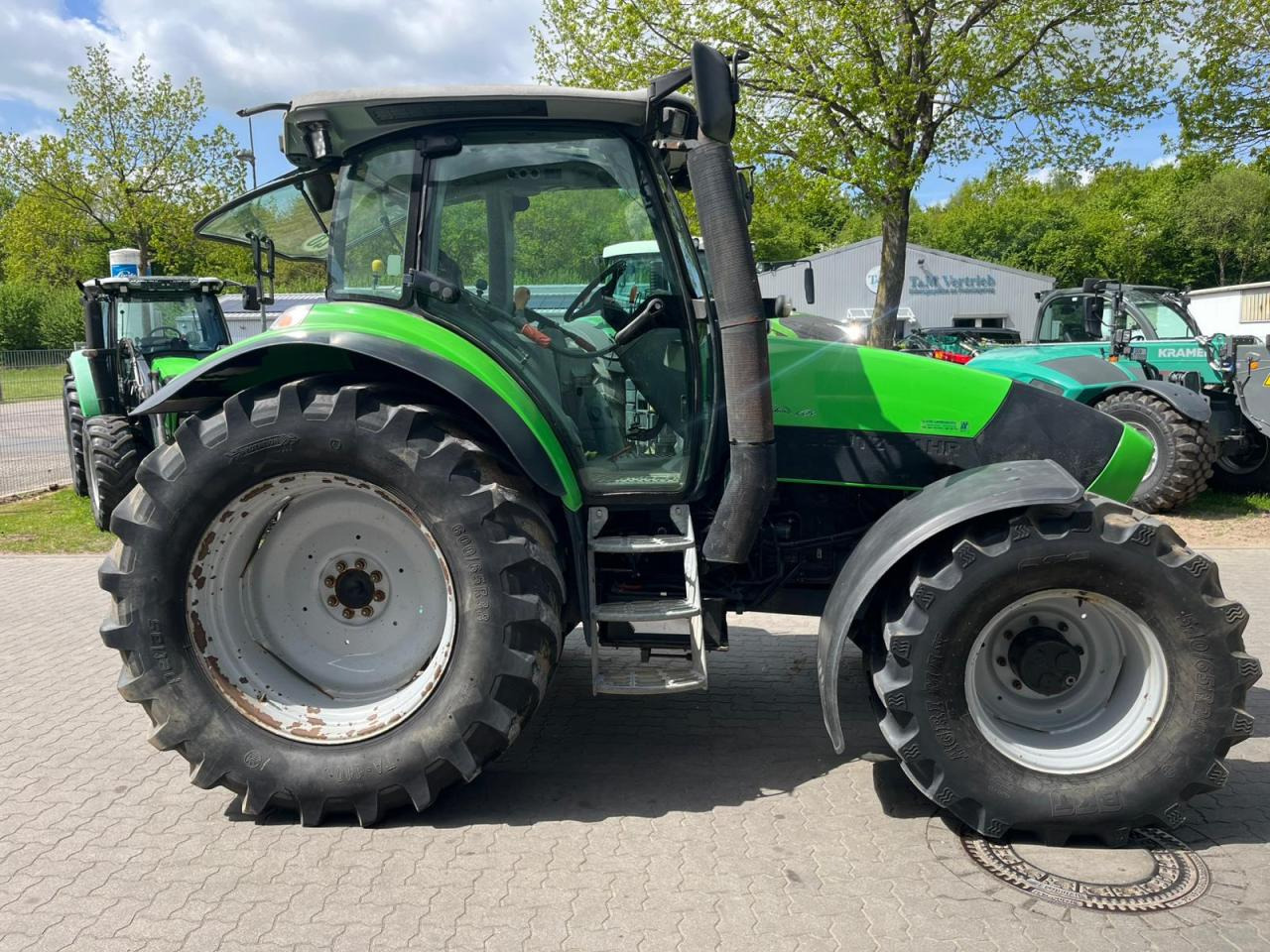 Deutz-Fahr Agrotron K 610 - Трактор: фото 3 Deutz-Fahr Agrotron K 610 - Трактор: фото 3