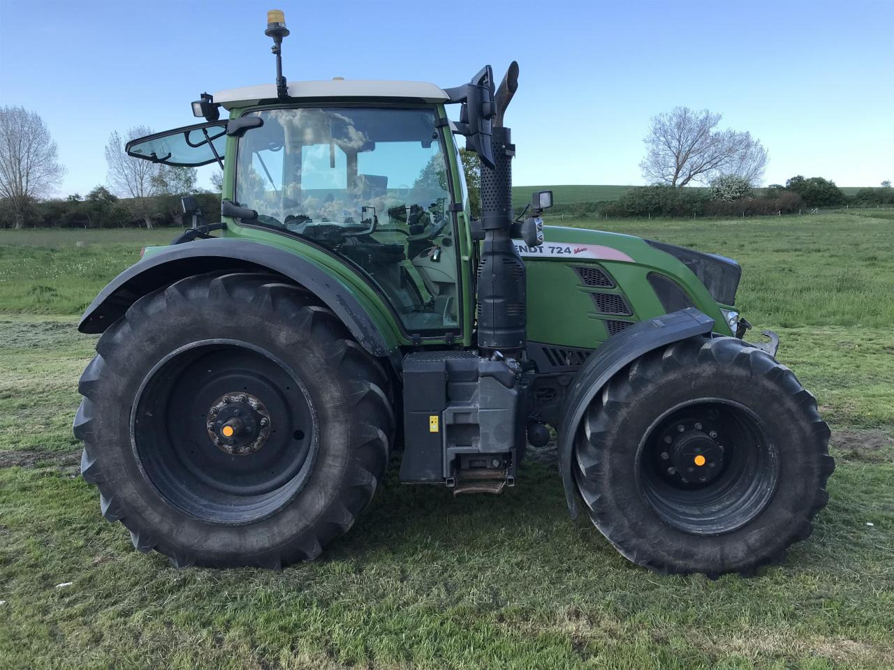 Fendt 724 Vario - Трактор: фото 2 Fendt 724 Vario - Трактор: фото 2