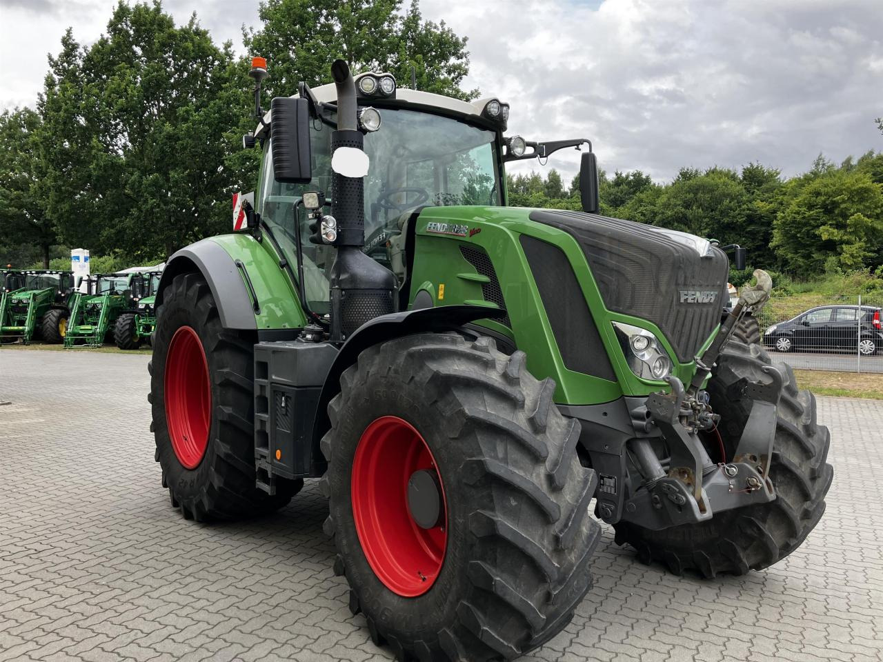Fendt 828 Vario Profi Plus - Трактор: фото 2 Fendt 828 Vario Profi Plus - Трактор: фото 2