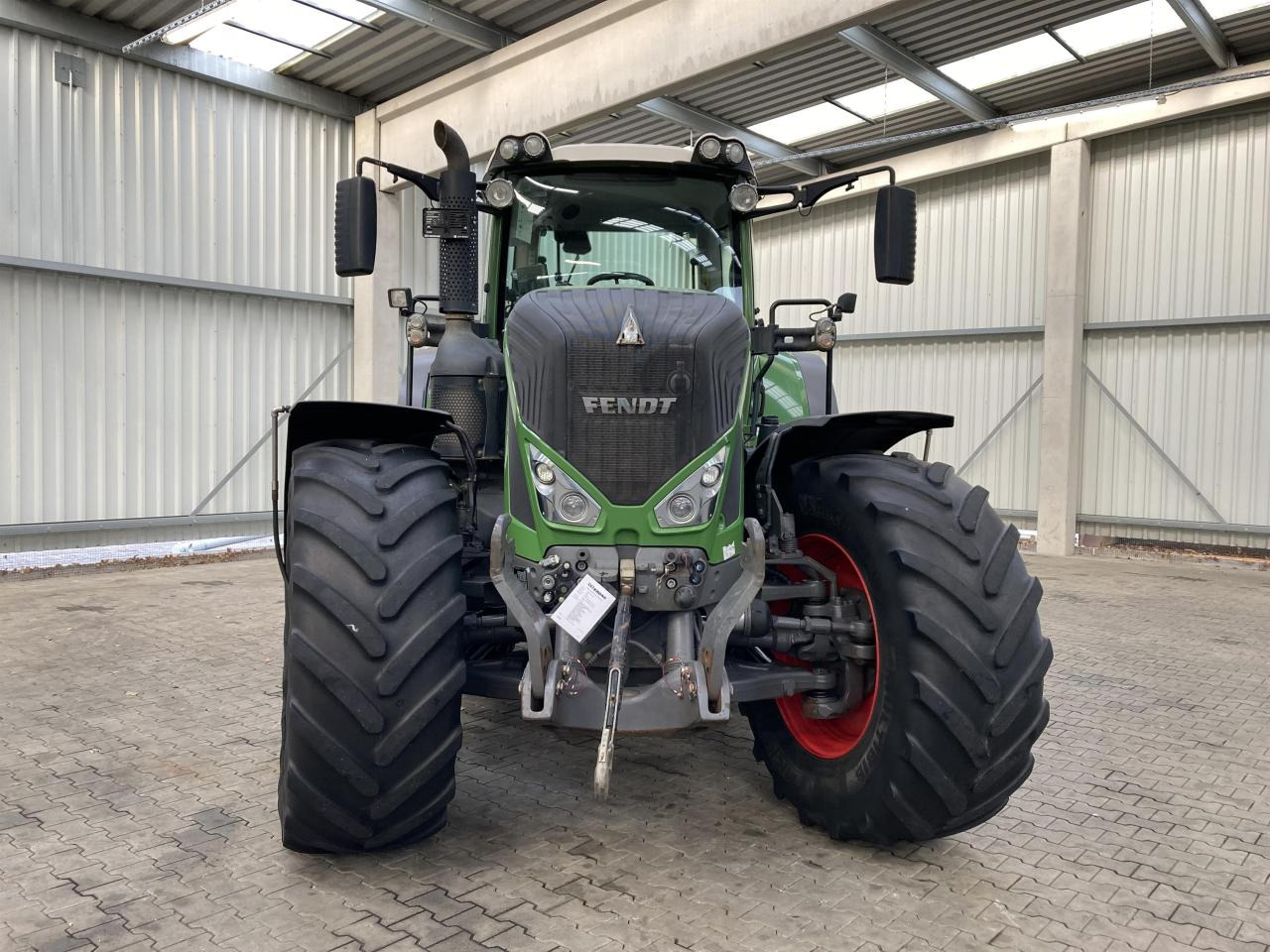 Fendt 933 Vario Profi Plus - Трактор: фото 4 Fendt 933 Vario Profi Plus - Трактор: фото 4