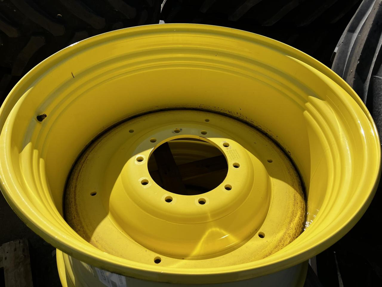 John Deere 23x38 - Шина для Сельскохозяйственной техники: фото 2 John Deere 23x38 - Шина для Сельскохозяйственной техники: фото 2