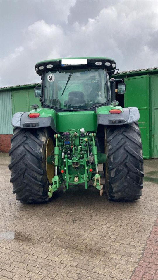 John Deere 7230R - Трактор: фото 4 John Deere 7230R - Трактор: фото 4