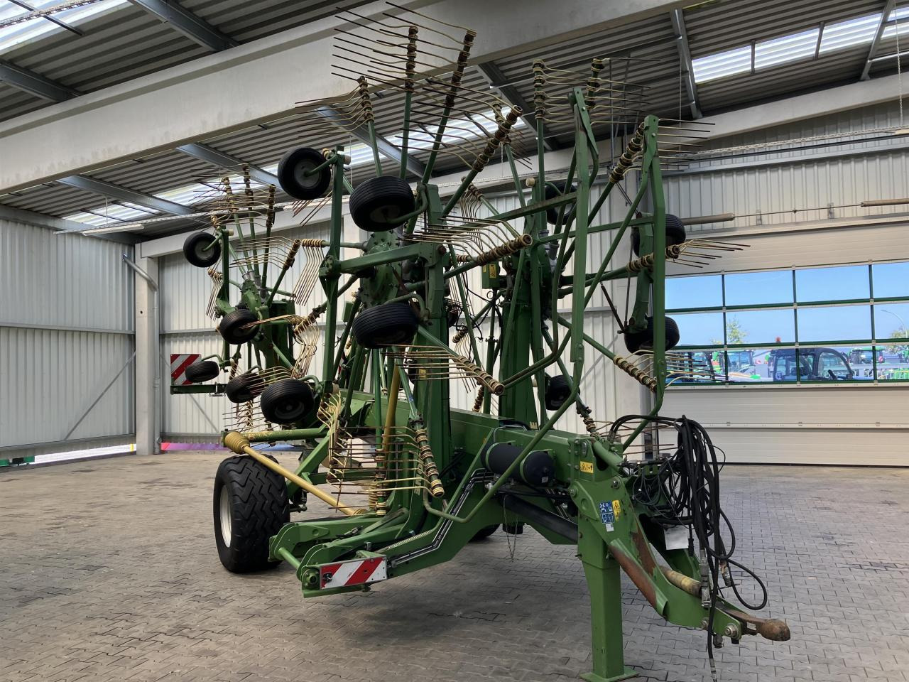 Krone Swadro 1400 - Сеноворошилка: фото 1 Krone Swadro 1400 - Сеноворошилка: фото 1