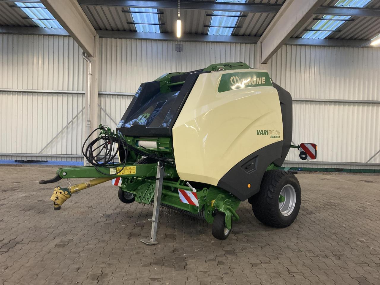 Krone V 190 XC Plus VariPack - Пресс-подборщик рулонный: фото 1 Krone V 190 XC Plus VariPack - Пресс-подборщик рулонный: фото 1