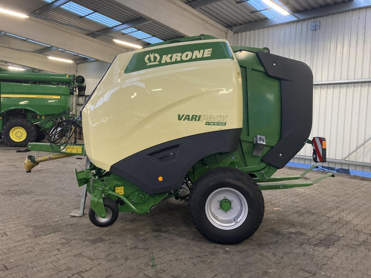 Krone V 190 XC Plus VariPack - Пресс-подборщик рулонный: фото 5 Krone V 190 XC Plus VariPack - Пресс-подборщик рулонный: фото 5