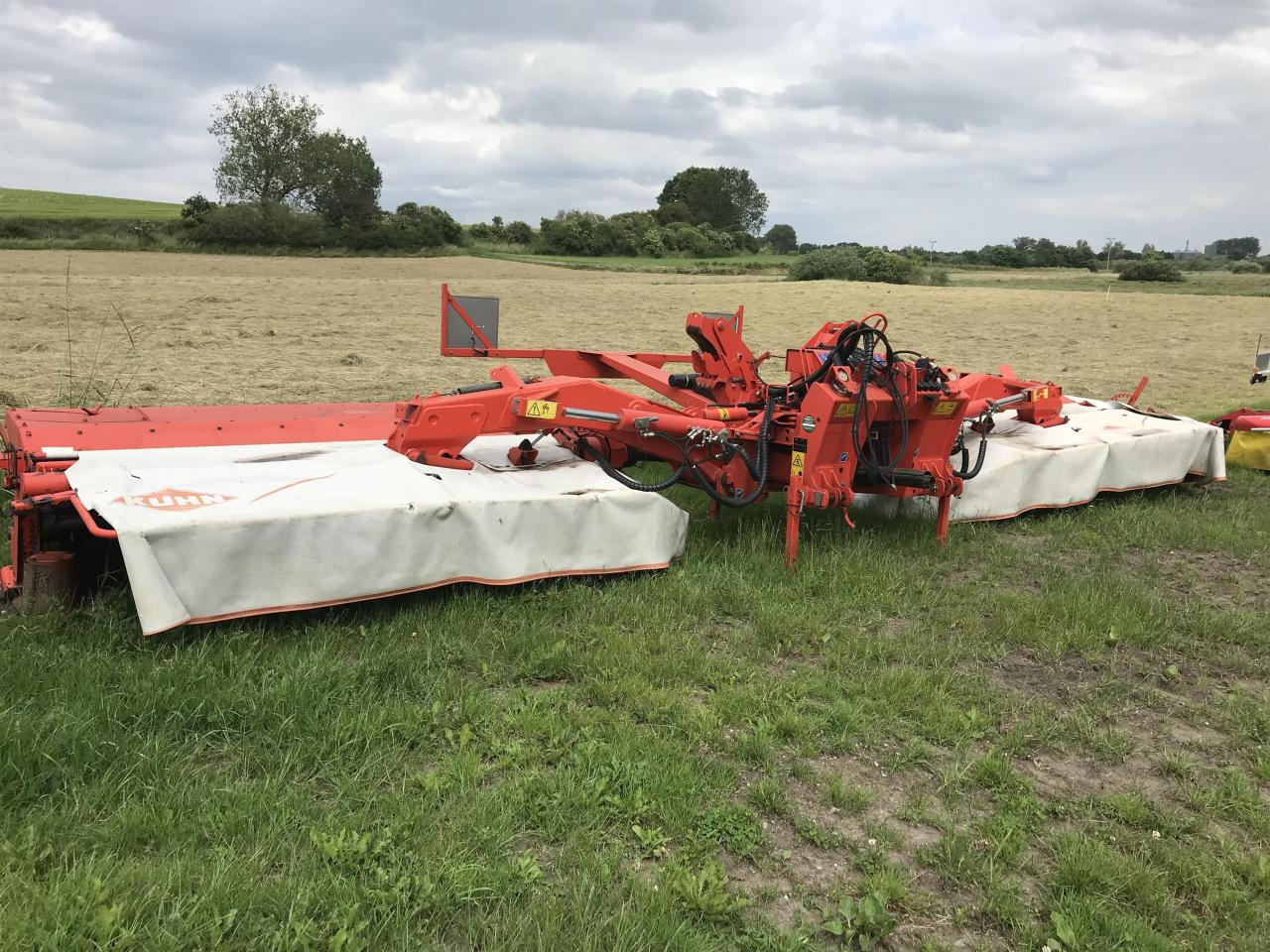 Kuhn FC883 & FC 313F-FF - Косилка: фото 3 Kuhn FC883 & FC 313F-FF - Косилка: фото 3
