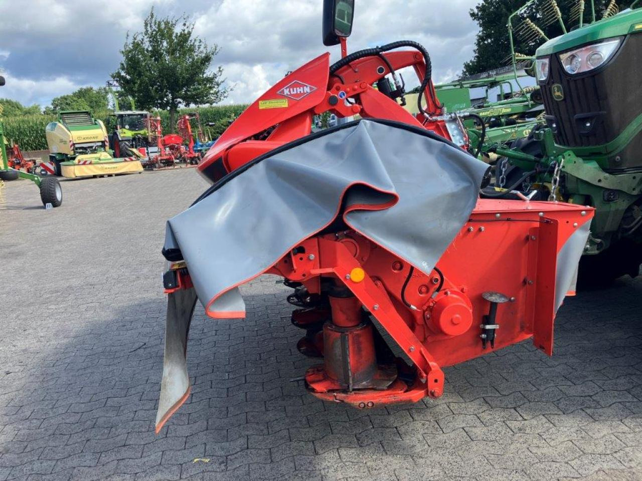 Kuhn FC9330D-RA - Косилка: фото 4 Kuhn FC9330D-RA - Косилка: фото 4