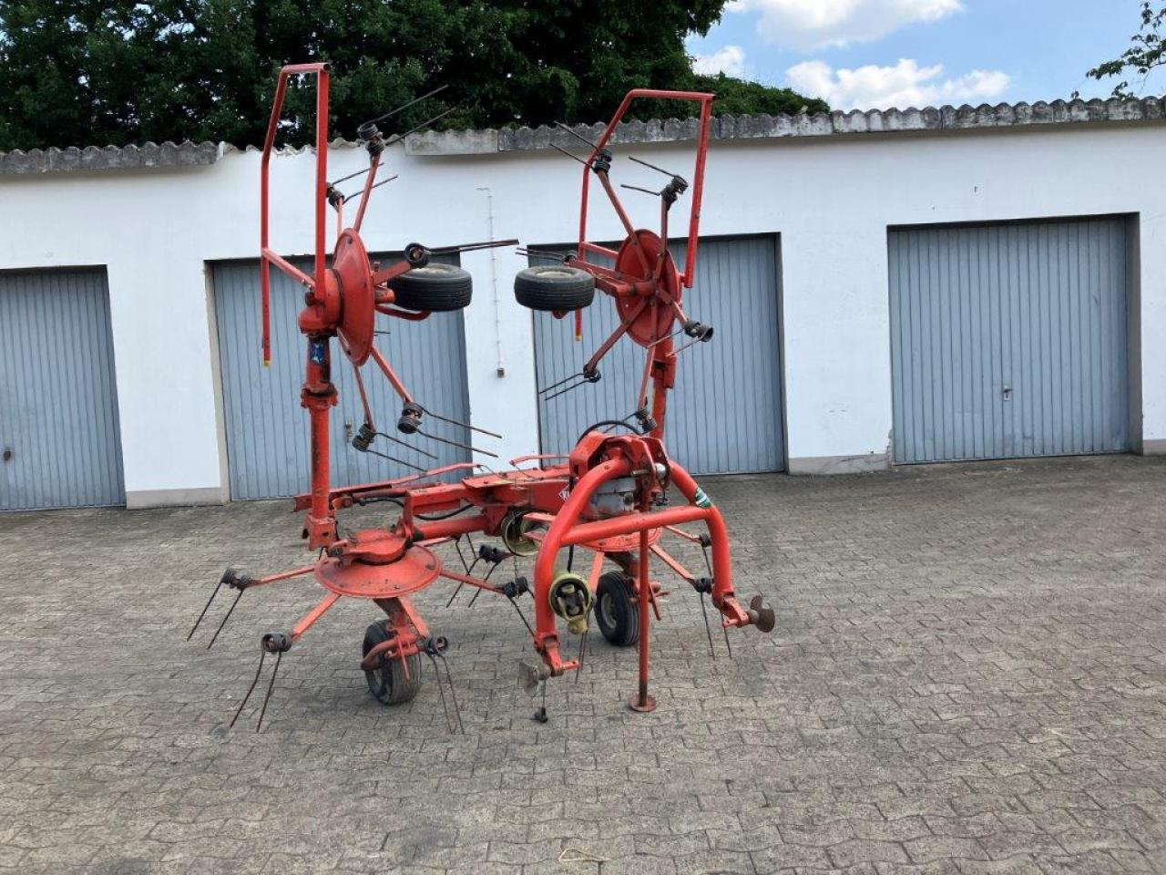 Kuhn GF 5001 MH - Сеноворошилка: фото 1 Kuhn GF 5001 MH - Сеноворошилка: фото 1