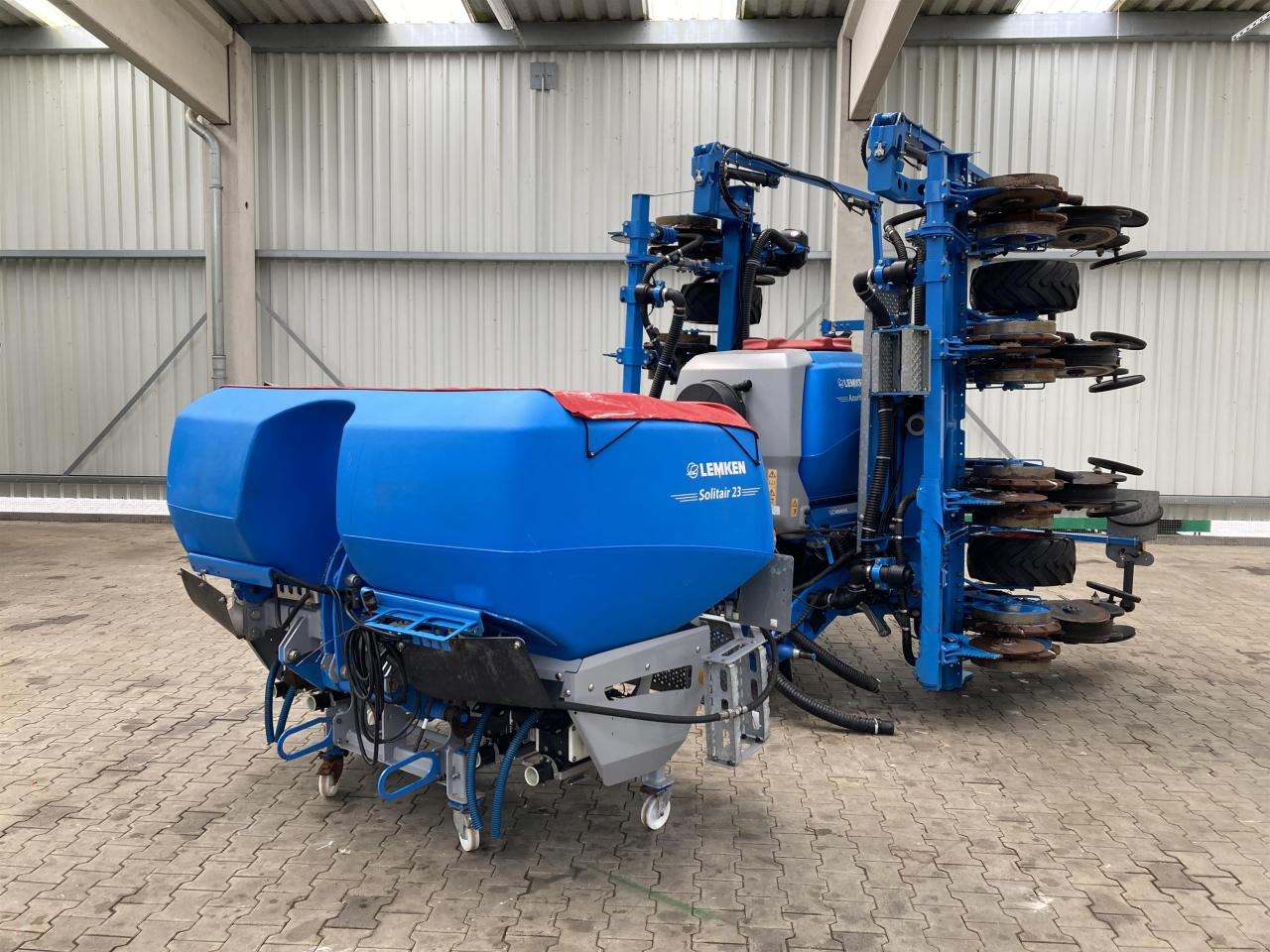 Lemken Azurit 9/8.75 - Сеялка точного высева: фото 2 Lemken Azurit 9/8.75 - Сеялка точного высева: фото 2