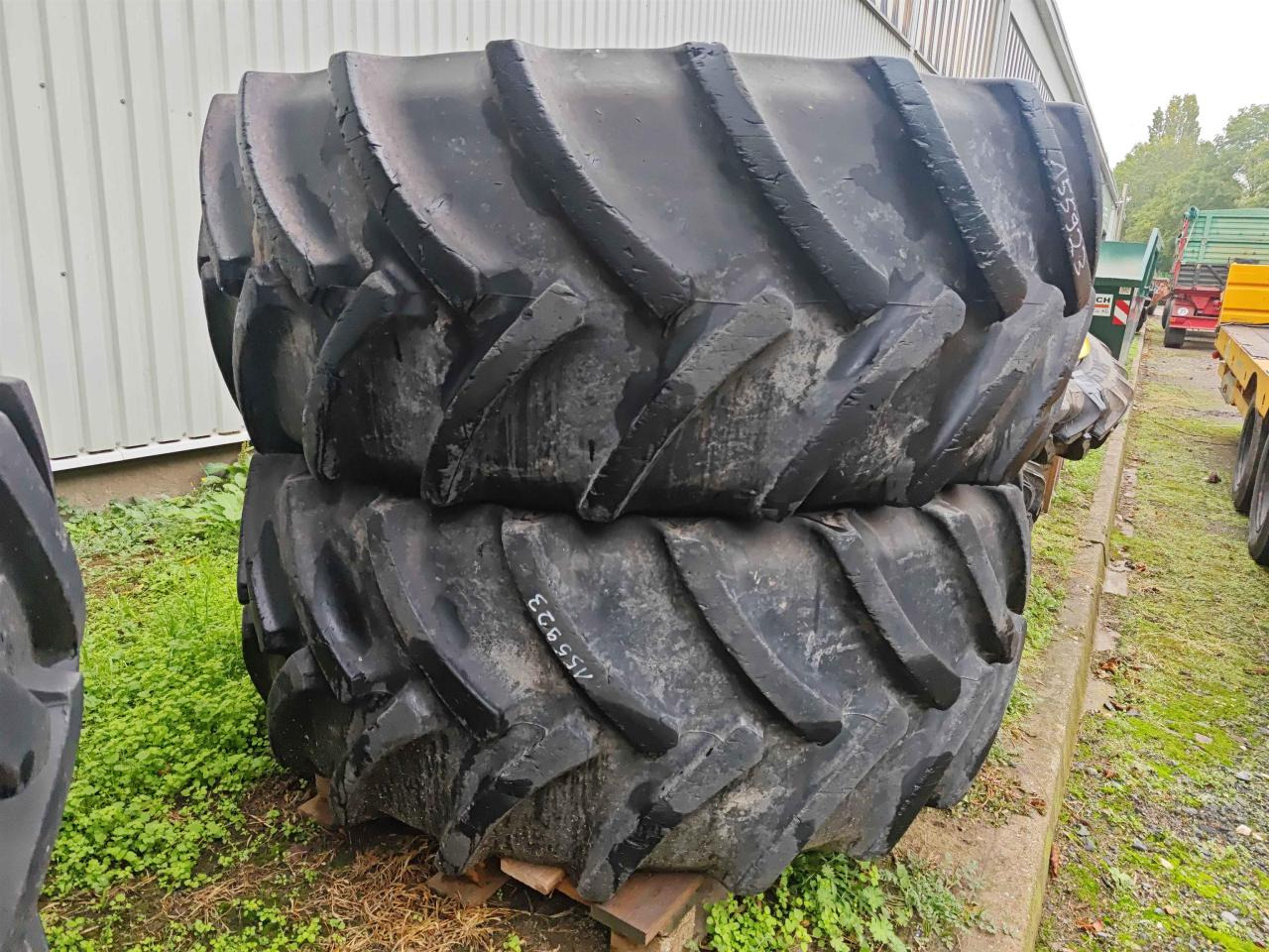 Mitas 600/65R34 - Шина для Сельскохозяйственной техники: фото 3 Mitas 600/65R34 - Шина для Сельскохозяйственной техники: фото 3