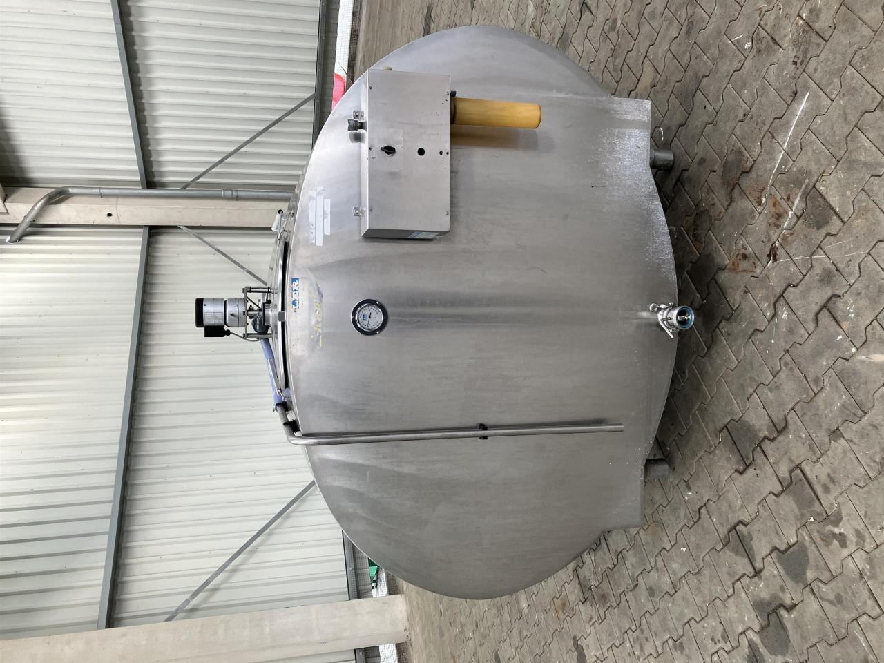 Müller O-700, ca. 3.000 Ltr. - Доильное оборудование: фото 4 Müller O-700, ca. 3.000 Ltr. - Доильное оборудование: фото 4