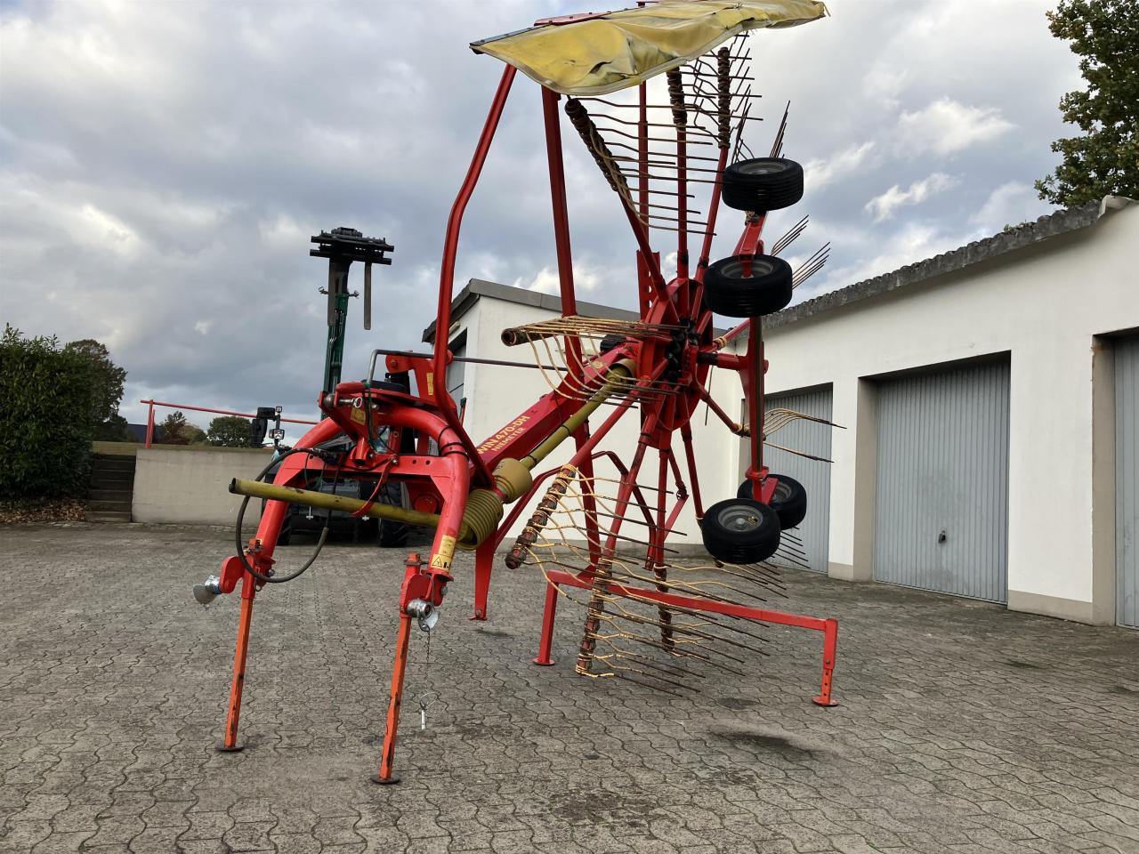 Niemeyer Twin 470 -DH - Сеноворошилка: фото 2 Niemeyer Twin 470 -DH - Сеноворошилка: фото 2