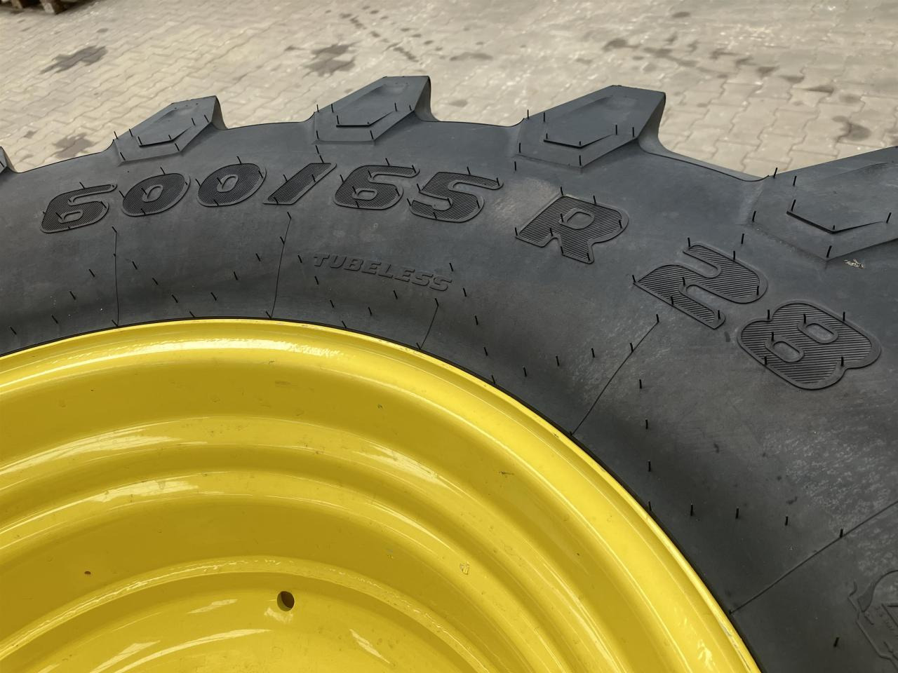 Trelleborg 600/65R28 - Шина для Сельскохозяйственной техники: фото 2 Trelleborg 600/65R28 - Шина для Сельскохозяйственной техники: фото 2