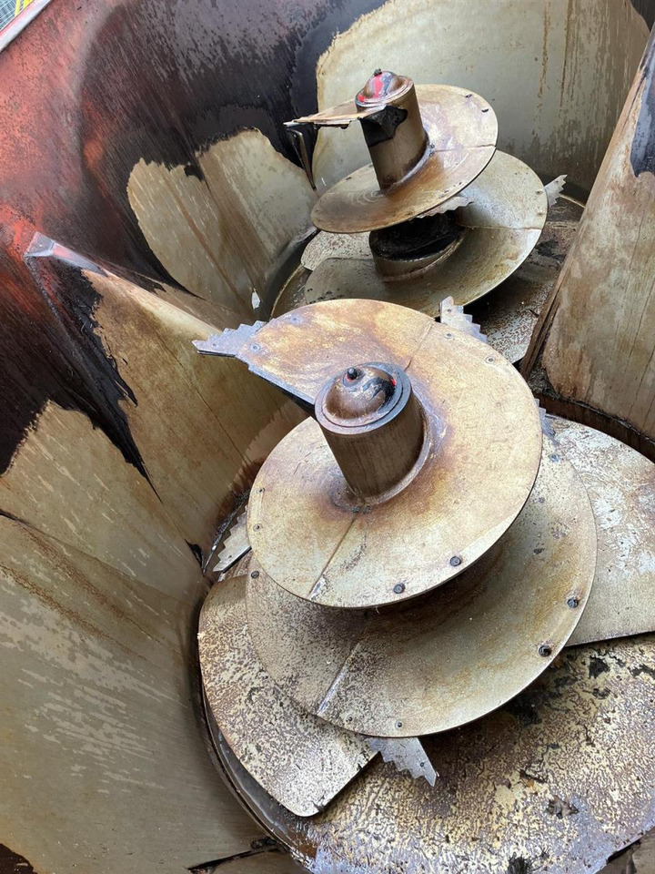 Trioliet Solomix 2-1600 VLH-B - Кормораздатчик: фото 5 Trioliet Solomix 2-1600 VLH-B - Кормораздатчик: фото 5