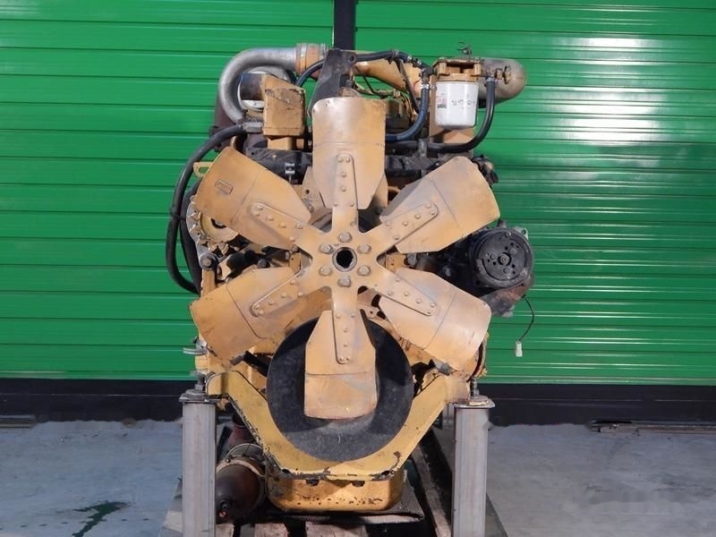 Komatsu SD95L-1 Komatsu PC180 - Двигатель для Экскаваторов: фото 1 Komatsu SD95L-1 Komatsu PC180 - Двигатель для Экскаваторов: фото 1