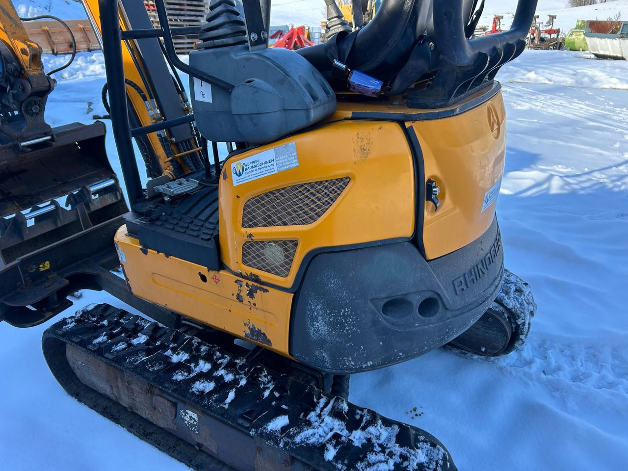 - Мини-экскаватор: фото 4 - Мини-экскаватор: фото 4