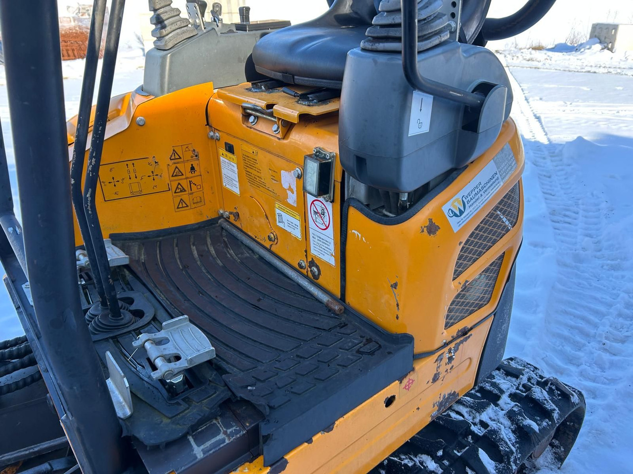 - Мини-экскаватор: фото 5 - Мини-экскаватор: фото 5