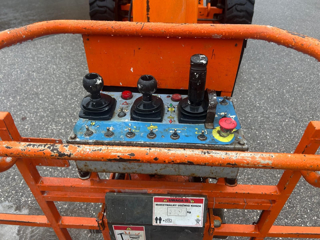 - Коленчатый подъемник: фото 5 - Коленчатый подъемник: фото 5