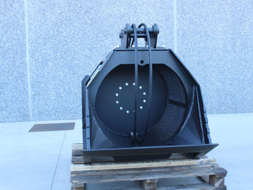 CM Crusher CBR 10 Screening Bucket - Ковш для Мини-погрузчиков с бортовым поворотом: фото 3 CM Crusher CBR 10 Screening Bucket - Ковш для Мини-погрузчиков с бортовым поворотом: фото 3