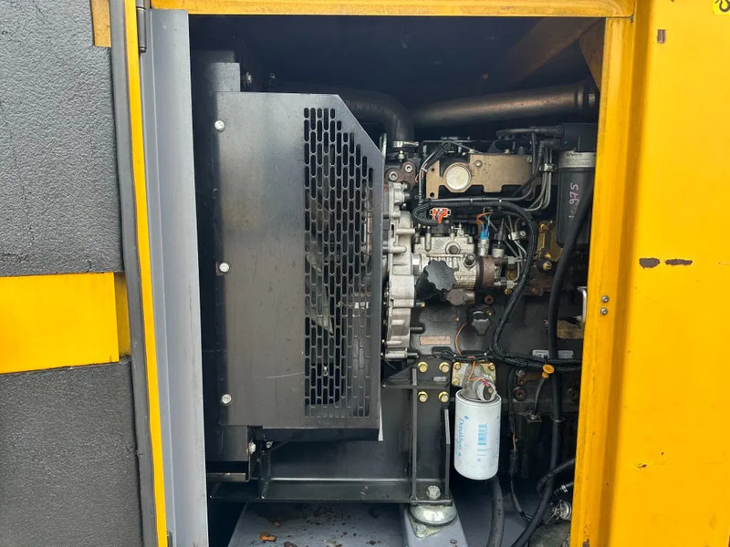 Atlas-Copco QAS 100 Perkins Leroy Somer 100 kVA Silent Rental generatorset - Электрогенератор: фото 4 Atlas-Copco QAS 100 Perkins Leroy Somer 100 kVA Silent Rental generatorset - Электрогенератор: фото 4