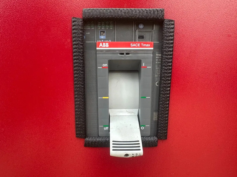 Электрогенератор Doosan Mecc Alte Spa 680 kVA Silent generatorset as New Demo 2021 !: фото 14 Электрогенератор Doosan Mecc Alte Spa 680 kVA Silent generatorset as New Demo 2021 !: фото 14