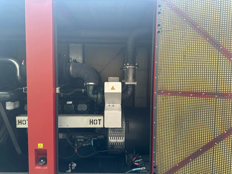 Электрогенератор Doosan Mecc Alte Spa 680 kVA Silent generatorset as New Demo 2021 !: фото 13 Электрогенератор Doosan Mecc Alte Spa 680 kVA Silent generatorset as New Demo 2021 !: фото 13