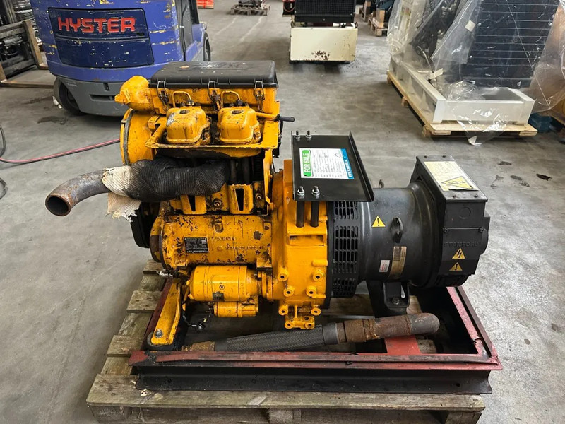 Hatz 2M41 Stamford 20 kVA generatorset - Электрогенератор: фото 2 Hatz 2M41 Stamford 20 kVA generatorset - Электрогенератор: фото 2