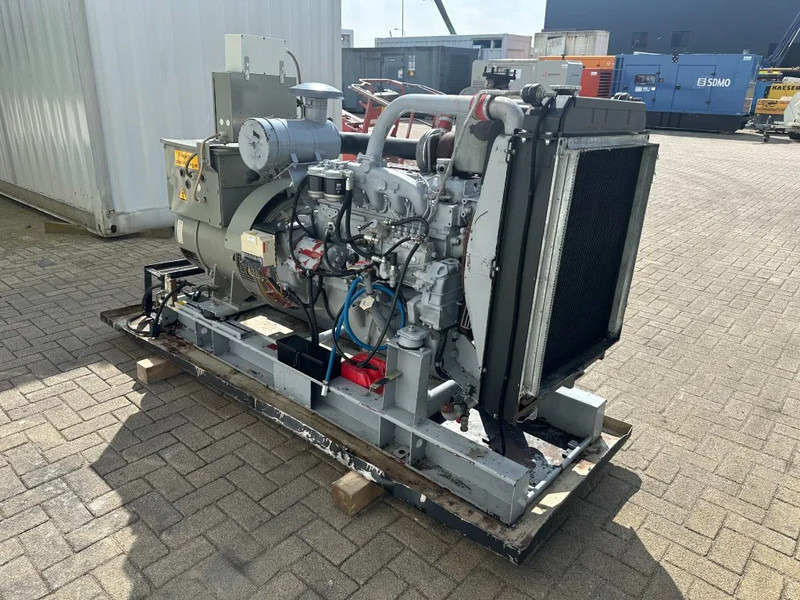 Iveco GE 8061 SRI 25.05 Leroy Somer 125 kVA generatorset - Электрогенератор: фото 5 Iveco GE 8061 SRI 25.05 Leroy Somer 125 kVA generatorset - Электрогенератор: фото 5