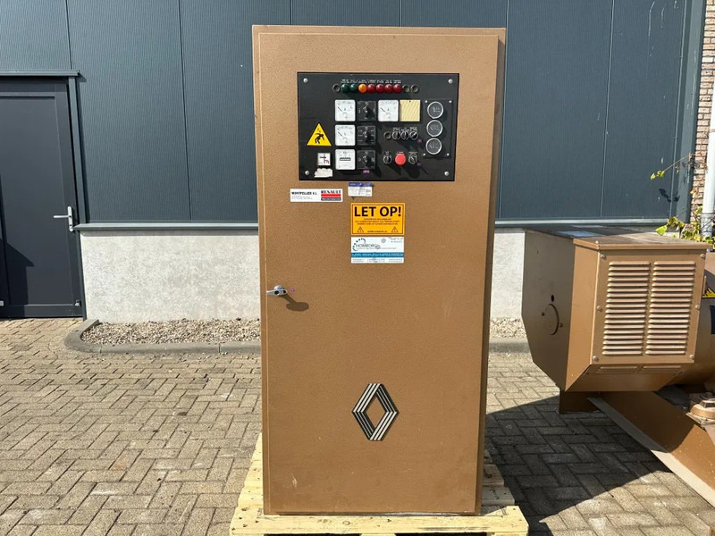 Renault Leroy Somer 360 kVA noodstroom generatorset 337 hours ! - Электрогенератор: фото 3 Renault Leroy Somer 360 kVA noodstroom generatorset 337 hours ! - Электрогенератор: фото 3