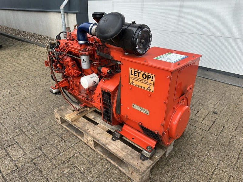 Sisu Valmet Stamford 42.5 kVA generatorset - Электрогенератор: фото 3 Sisu Valmet Stamford 42.5 kVA generatorset - Электрогенератор: фото 3