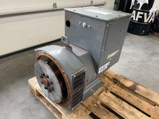 Stamford 70 kVA generatordeel UCI224F1 - Электрогенератор: фото 2 Stamford 70 kVA generatordeel UCI224F1 - Электрогенератор: фото 2