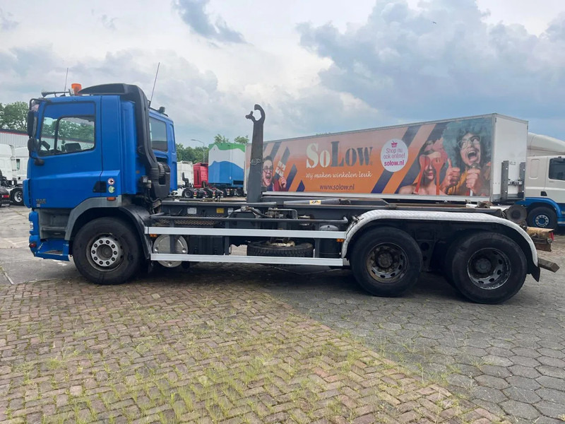 DAF CF FAS CF 85.340 EURO 3 - Грузовик-контейнеровоз/ Сменный кузов, Автоманипулятор: фото 4 DAF CF FAS CF 85.340 EURO 3 - Грузовик-контейнеровоз/ Сменный кузов, Автоманипулятор: фото 4