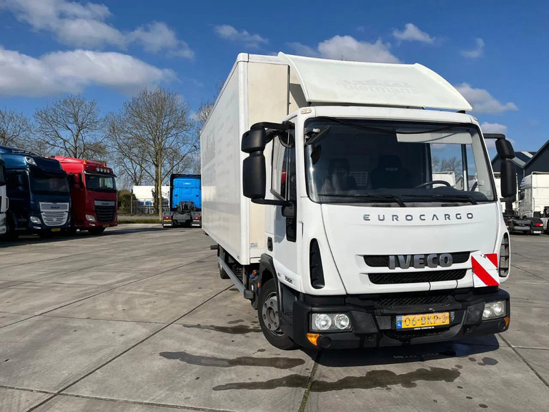 Iveco EuroCargo 75 E21 MANUAL - Грузовик с закрытым кузовом: фото 1 Iveco EuroCargo 75 E21 MANUAL - Грузовик с закрытым кузовом: фото 1