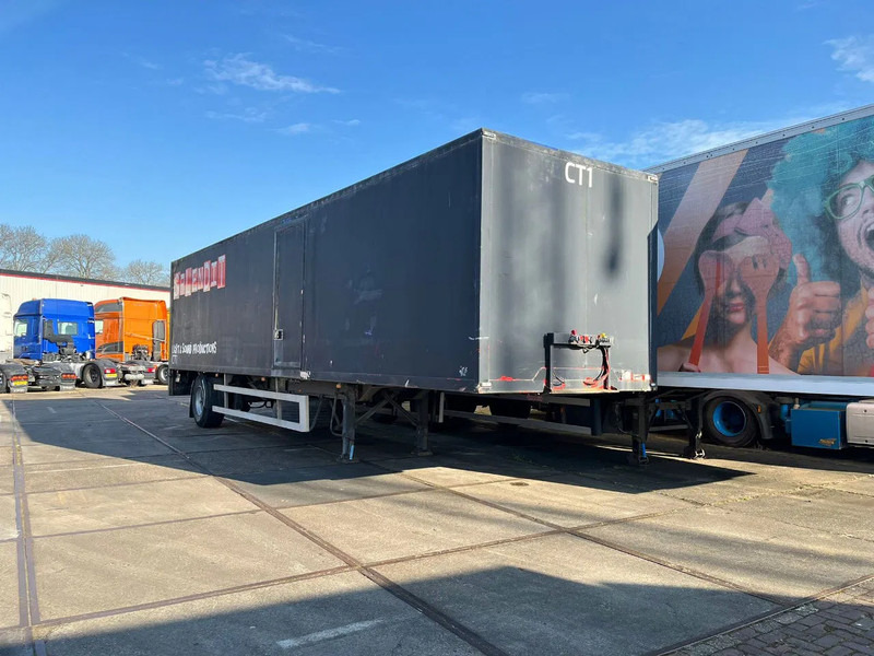 Netam-Fruehauf ONCRK 22110 - Полуприцеп-фургон: фото 1 Netam-Fruehauf ONCRK 22110 - Полуприцеп-фургон: фото 1