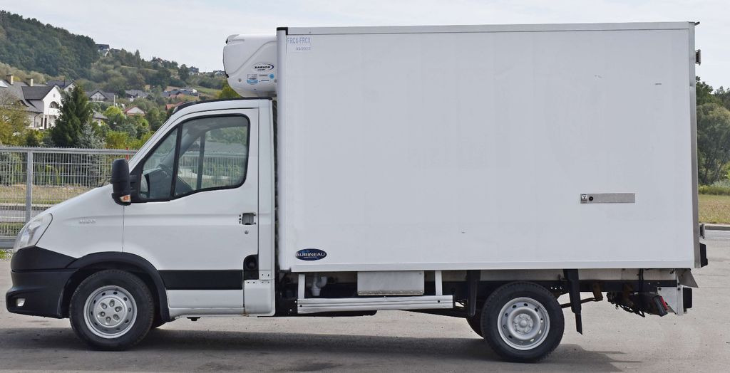 Iveco DAILY 35S13* Kühlkoffer 2,00 m * TOPZUSTAND - Рефрижератор, Автоманипулятор: фото 4 Iveco DAILY 35S13* Kühlkoffer 2,00 m * TOPZUSTAND - Рефрижератор, Автоманипулятор: фото 4