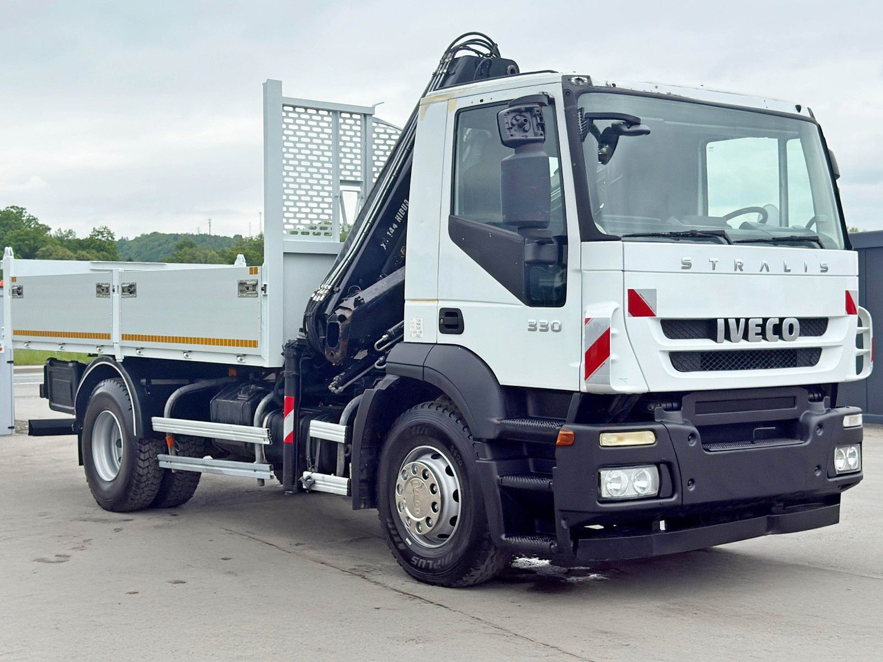 Iveco STRALIS 330 *HIAB 144 BS-3 HIDUO* TOPZUSTAND - Самосвал, Автоманипулятор: фото 4 Iveco STRALIS 330 *HIAB 144 BS-3 HIDUO* TOPZUSTAND - Самосвал, Автоманипулятор: фото 4